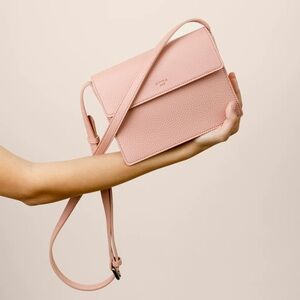 Angela Roi | Hamilton Classic Mini in Coral Pink [Signet]